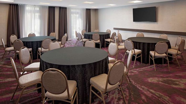 <b>Homewood Suites by Hilton Ronkonkoma Meeting</b>. Images powered by <a href="https://iceportal.shijigroup.com/" title="IcePortal" target="_blank">IcePortal</a>.