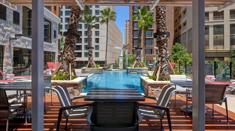 Home2 Suites San Antonio Riverwalk Pool