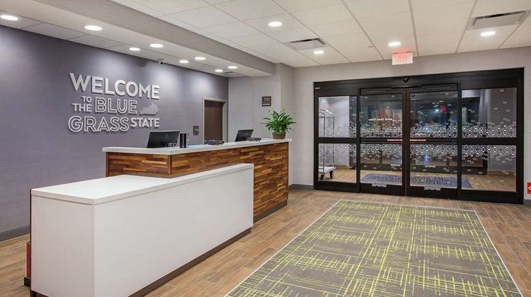 Hampton Inn Simpsonville Lobby