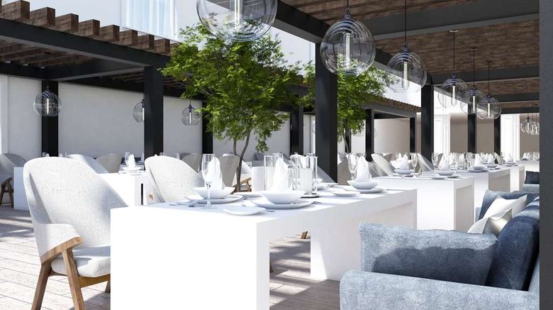 <b>DoubleTree by Hilton Toluca Restaurant</b>. Images powered by <a href="https://iceportal.shijigroup.com/" title="IcePortal" target="_blank">IcePortal</a>.