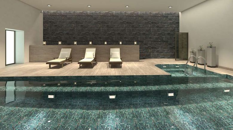 <b>DoubleTree by Hilton Toluca Pool</b>. Images powered by <a href="https://iceportal.shijigroup.com/" title="IcePortal" target="_blank">IcePortal</a>.