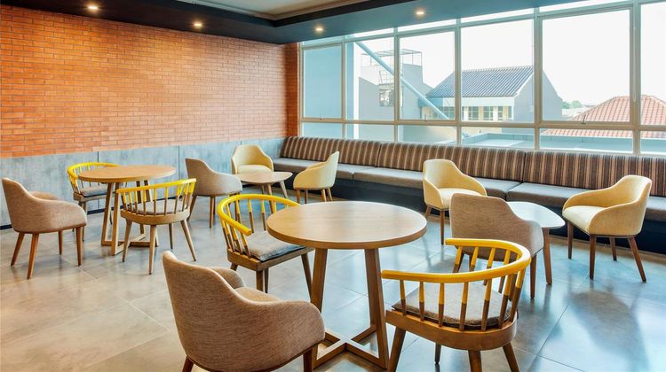 Ibis Styles Bekasi Jatibening Restaurant