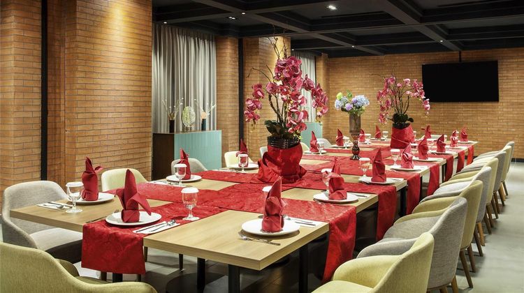 Ibis Styles Bekasi Jatibening Restaurant