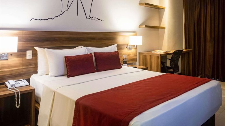 <b>Mercure Belem Boulevard Room</b>. Images powered by <a href="https://iceportal.shijigroup.com/" title="IcePortal" target="_blank">IcePortal</a>.