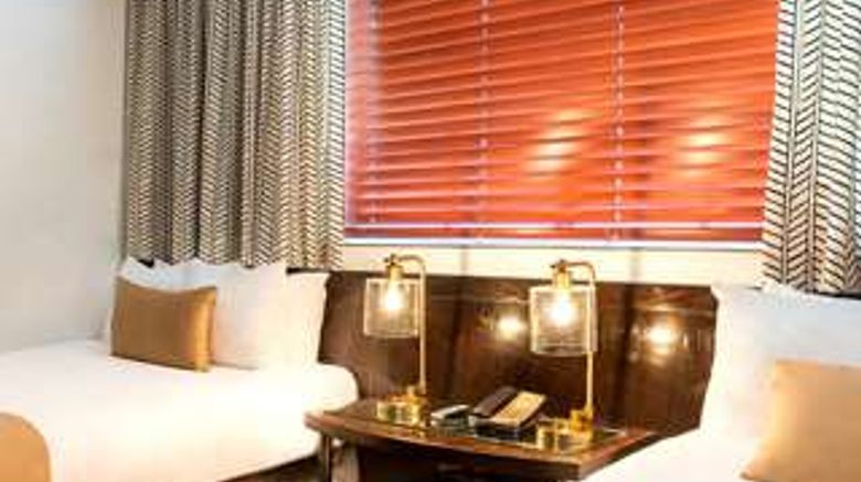 <b>Hotel Chelsea Room</b>. Images powered by <a href="https://iceportal.shijigroup.com/" title="IcePortal" target="_blank">IcePortal</a>.