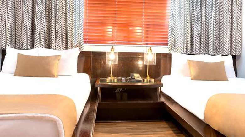 <b>Hotel Chelsea Room</b>. Images powered by <a href="https://iceportal.shijigroup.com/" title="IcePortal" target="_blank">IcePortal</a>.