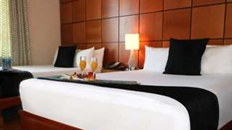 The Chesterfield Hotel & Suites Room