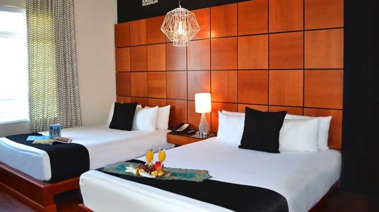 The Chesterfield Hotel & Suites Room