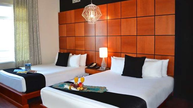 <b>The Chesterfield Hotel & Suites Room</b>. Images powered by <a href="https://iceportal.shijigroup.com/" title="IcePortal" target="_blank">IcePortal</a>.