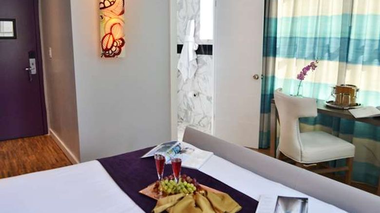 <b>Shelley Hotel Room</b>. Images powered by <a href="https://iceportal.shijigroup.com/" title="IcePortal" target="_blank">IcePortal</a>.