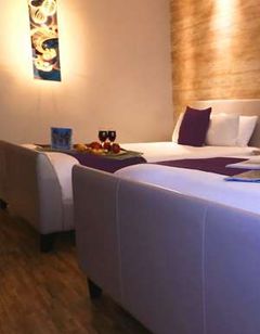 Shelley Hotel