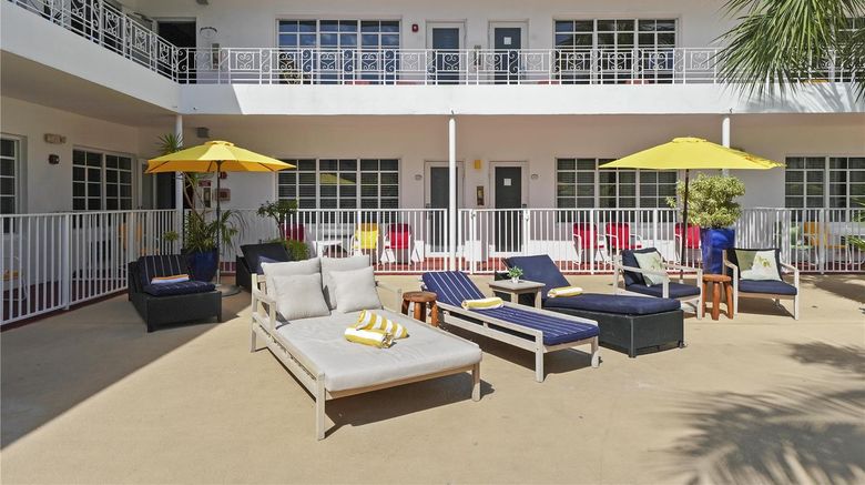 <b>Tradewinds Apartment Hotel Pool</b>. Images powered by <a href="https://iceportal.shijigroup.com/" title="IcePortal" target="_blank">IcePortal</a>.