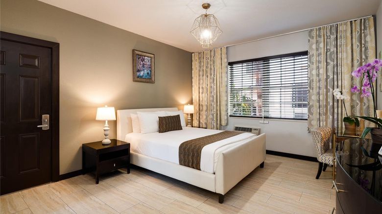 <b>Tradewinds Apartment Hotel Suite</b>. Images powered by <a href="https://iceportal.shijigroup.com/" title="IcePortal" target="_blank">IcePortal</a>.