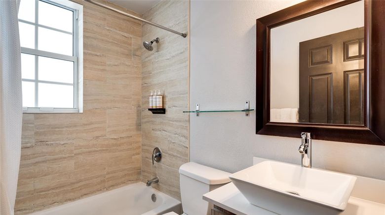 <b>Tradewinds Apartment Hotel Room</b>. Images powered by <a href="https://iceportal.shijigroup.com/" title="IcePortal" target="_blank">IcePortal</a>.