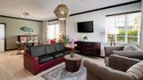 Tradewinds Apartment Hotel Suite
