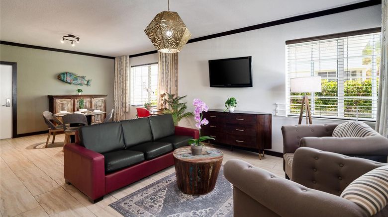 <b>Tradewinds Apartment Hotel Suite</b>. Images powered by <a href="https://iceportal.shijigroup.com/" title="IcePortal" target="_blank">IcePortal</a>.