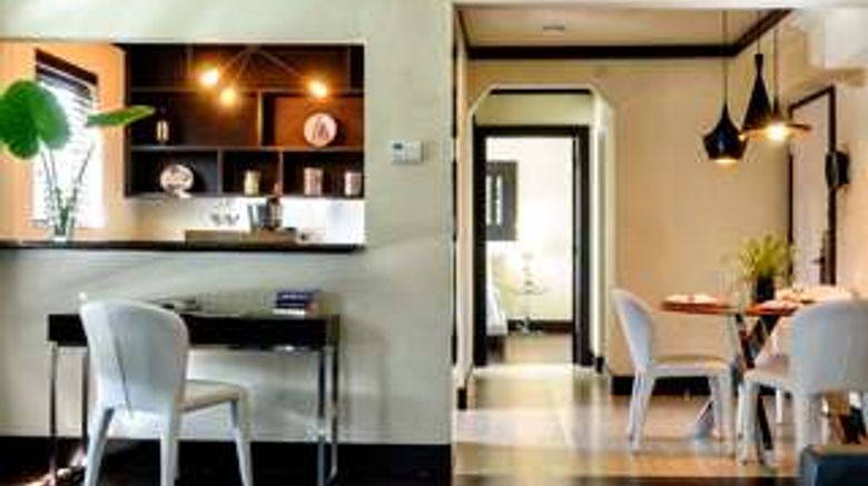 <b>Lincoln Arms Suites Room</b>. Images powered by <a href="https://iceportal.shijigroup.com/" title="IcePortal" target="_blank">IcePortal</a>.