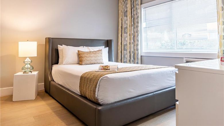 <b>Beachside Apartment Hotel Suite</b>. Images powered by <a href="https://iceportal.shijigroup.com/" title="IcePortal" target="_blank">IcePortal</a>.