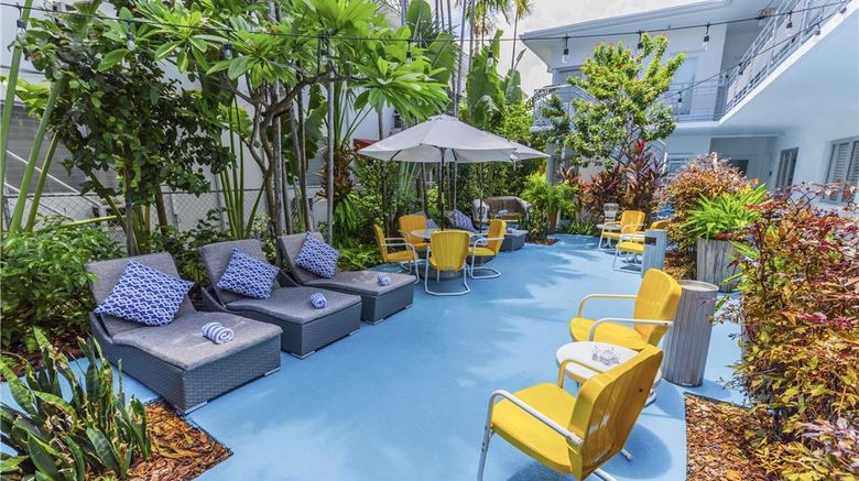 <b>Seaside Apartment Hotel Lobby</b>. Images powered by <a href="https://iceportal.shijigroup.com/" title="IcePortal" target="_blank">IcePortal</a>.