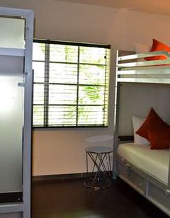 Posh South Beach Hostel