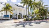 Oceanside Hotel & Suites Exterior