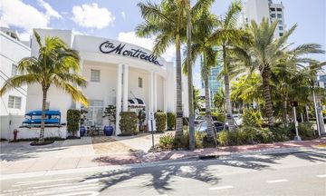 Oceanside Hotel & Suites