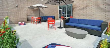 Tru by Hilton Grand Rapids Airport Exterior