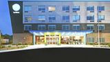 Tru by Hilton Grand Rapids Airport Exterior