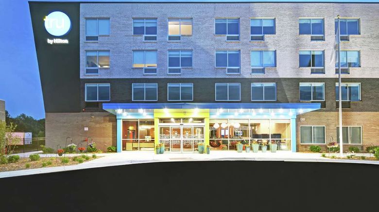<b>Tru by Hilton Grand Rapids Airport Exterior</b>. Images powered by <a href="https://iceportal.shijigroup.com/" title="IcePortal" target="_blank">IcePortal</a>.