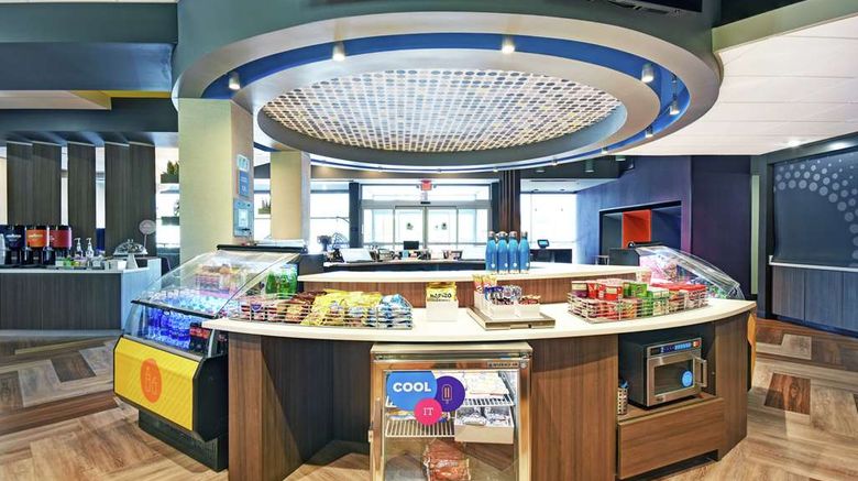 <b>Tru by Hilton Grand Rapids Airport Restaurant</b>. Images powered by <a href="https://iceportal.shijigroup.com/" title="IcePortal" target="_blank">IcePortal</a>.