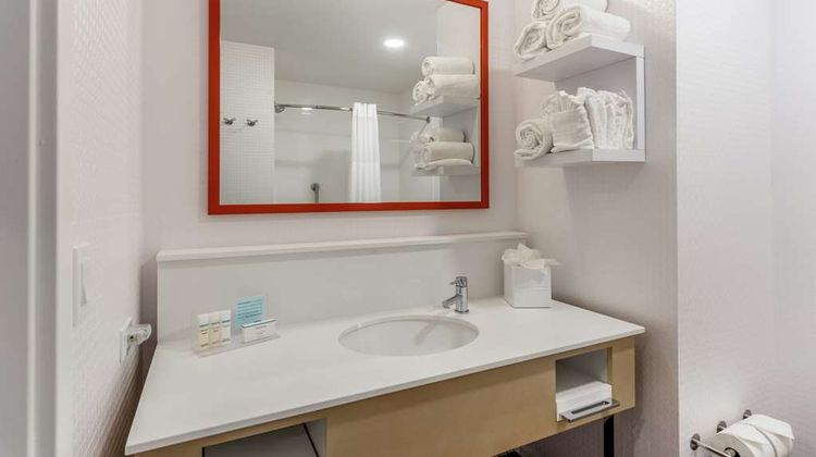 Hampton Inn Oakland Downtown-City Ctr Room