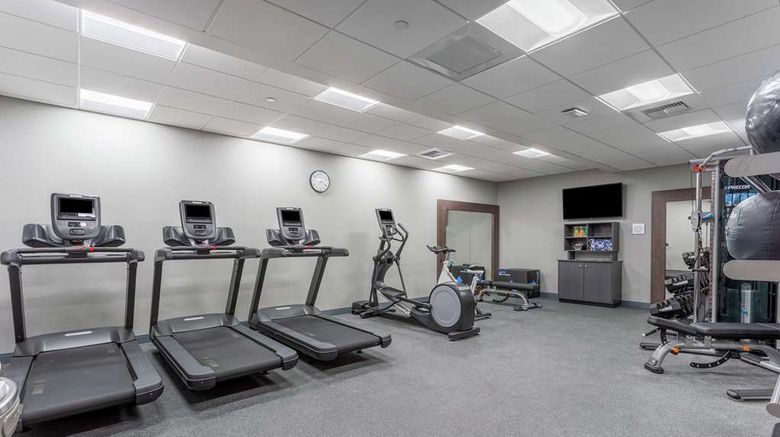 <b>Hampton Inn Oakland Downtown-City Ctr Health</b>. Images powered by <a href="https://iceportal.shijigroup.com/" title="IcePortal" target="_blank">IcePortal</a>.
