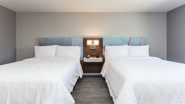 Hampton Inn Oakland Downtown-City Ctr Room