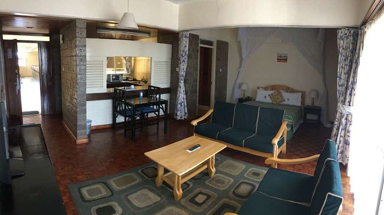 <b>Chester House Room</b>. Images powered by <a href="https://iceportal.shijigroup.com/" title="IcePortal" target="_blank">IcePortal</a>.