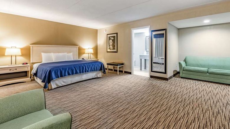 <b>SureStay Hotel by Best Western Tupelo N Room</b>. Images powered by <a href="https://iceportal.shijigroup.com/" title="IcePortal" target="_blank">IcePortal</a>.