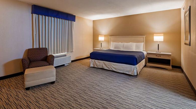 <b>SureStay Hotel by Best Western Tupelo N Room</b>. Images powered by <a href="https://iceportal.shijigroup.com/" title="IcePortal" target="_blank">IcePortal</a>.