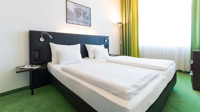 <b>Rainers Hotel Vienna Room</b>. Images powered by <a href="https://iceportal.shijigroup.com/" title="IcePortal" target="_blank">IcePortal</a>.
