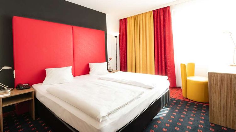Senator Hotel Room
