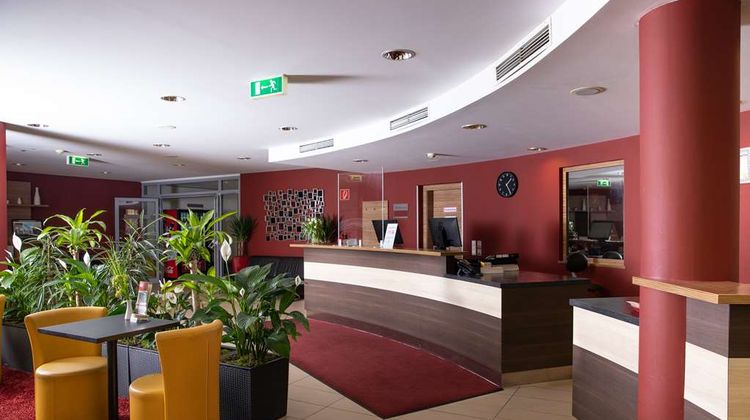Senator Hotel Lobby