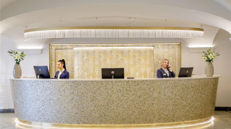 Hotel Shangri-La Roma Lobby