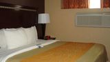 Travelodge by Wyndham Ozone Park Room