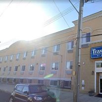 Travelodge by Wyndham Ozone Park