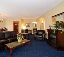 Chateau Saint John, Trademark Collection Room