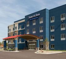 AmericInn by Wyndham Sioux Falls Exterior