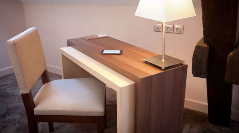 <b>Citotel Arverna Room</b>. Images powered by <a href="https://iceportal.shijigroup.com/" title="IcePortal" target="_blank">IcePortal</a>.