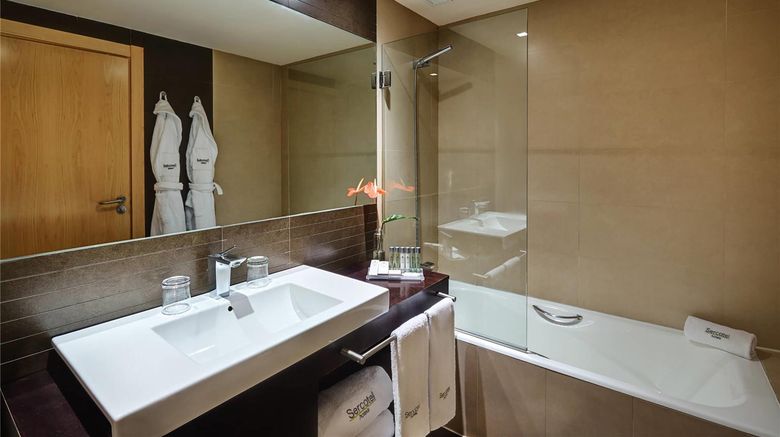 <b>Hotel Sercotel Portales Room</b>. Images powered by <a href="https://iceportal.shijigroup.com/" title="IcePortal" target="_blank">IcePortal</a>.
