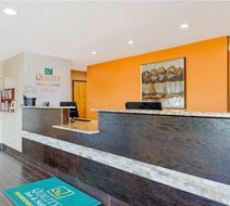 Quality Inn & Suites, Brandenburg Lobby