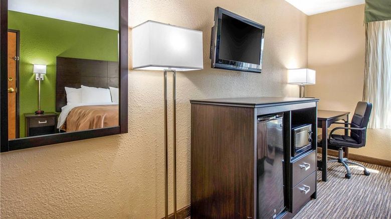 <b>Quality Inn & Suites, Brandenburg Room</b>. Images powered by <a href="https://iceportal.shijigroup.com/" title="IcePortal" target="_blank">IcePortal</a>.