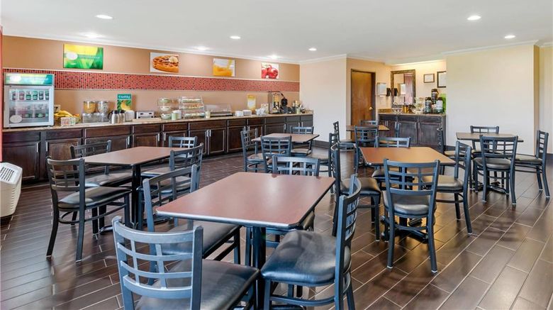 <b>Quality Inn & Suites, Brandenburg Restaurant</b>. Images powered by <a href="https://iceportal.shijigroup.com/" title="IcePortal" target="_blank">IcePortal</a>.