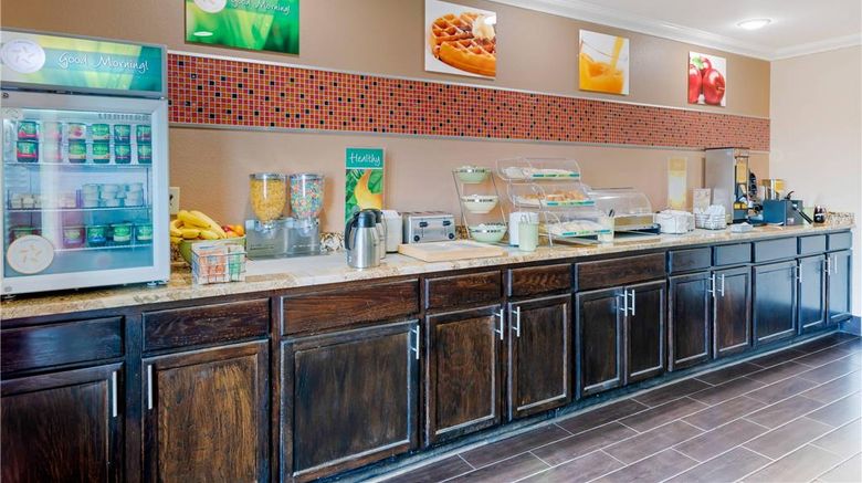 <b>Quality Inn & Suites, Brandenburg Restaurant</b>. Images powered by <a href="https://iceportal.shijigroup.com/" title="IcePortal" target="_blank">IcePortal</a>.